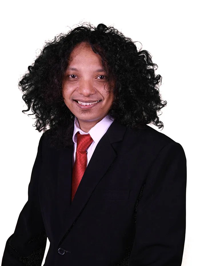 तौफ़ान साविर