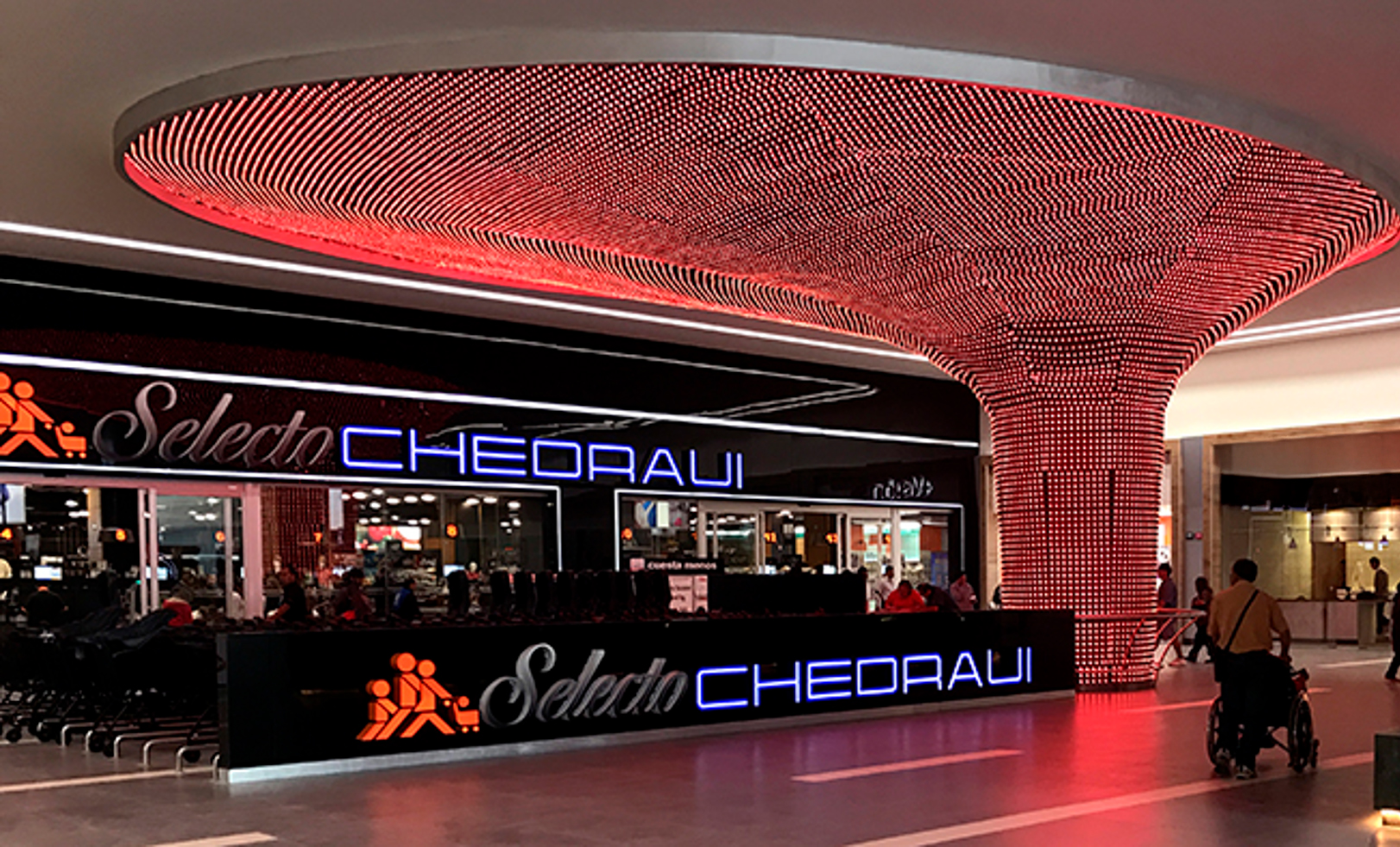 The exterior of a Chedraui location.