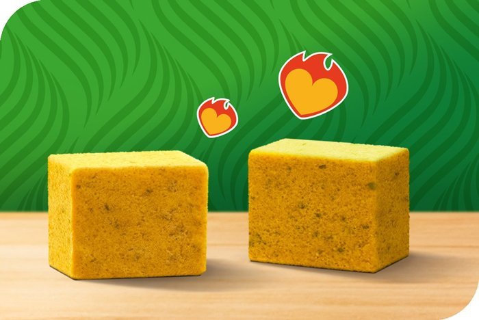 Two Knorr bouillon cubes