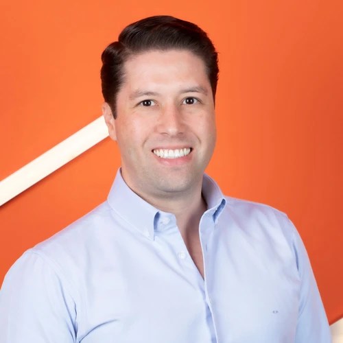 Headshot of Gustavo Moscatelli